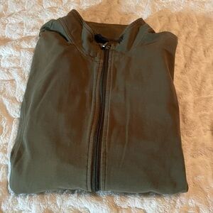 Green Reitmans green sweater
